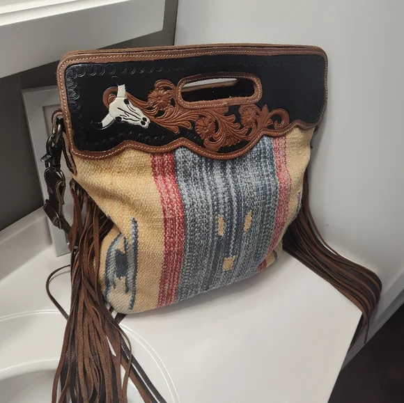 GUC Myra Bag Blue Stream Hand Tooled Fringe Crossbody Hand Carry Bag, Gorgeous - Picture 8 of 16